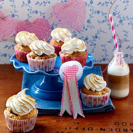 Pflaumenmuffins mit Baisertuffs Rezept Pflaumenmuffins mit Baisertuffs Rezept