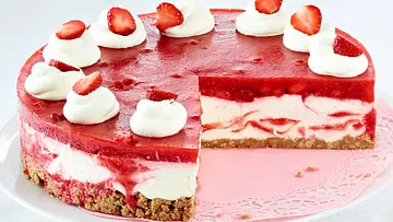 Philadelphia-Erdbeertorte Rezept - Foto: LECKER @ Bauer Media Group Philadelphia-Erdbeertorte Rezept - Foto: LECKER @ Bauer Media Group