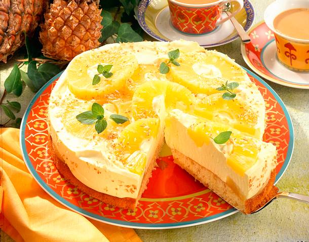 Philadelphia-Torte mit Ananas und Kokos Rezept Philadelphia-Torte mit Ananas und Kokos Rezept