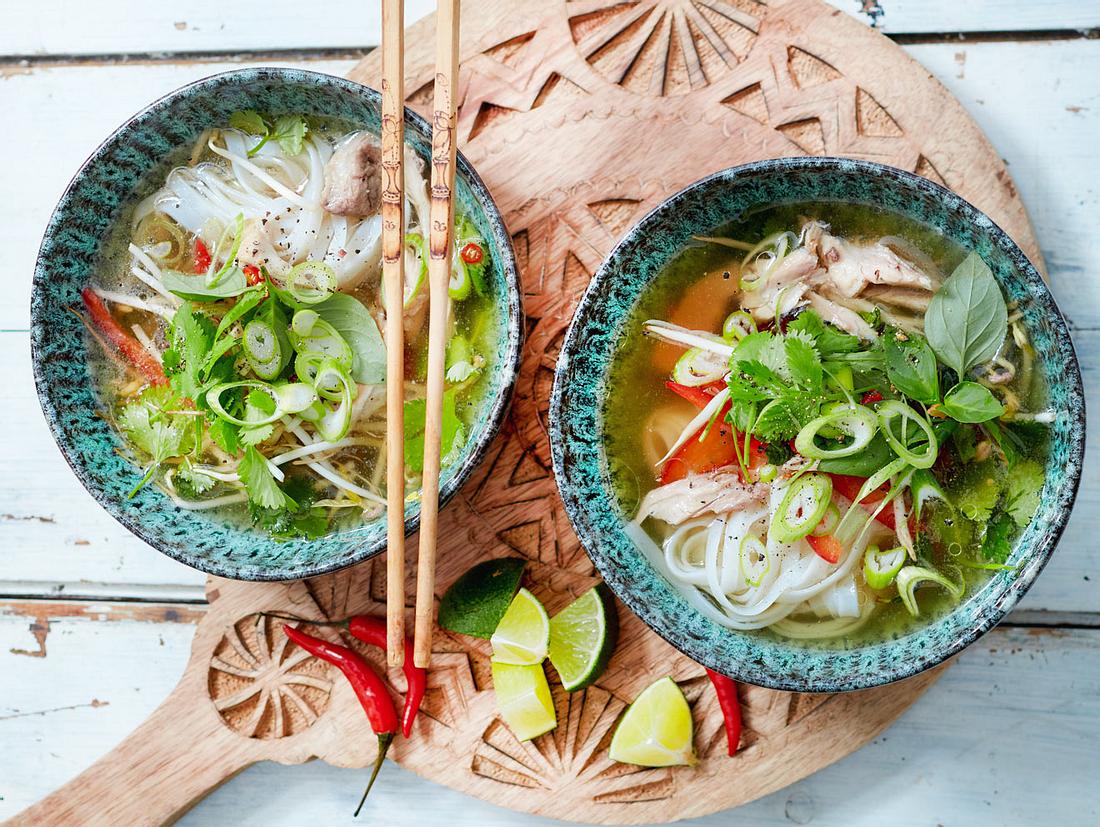 Pho Suppe - das Rezept für die vietnamesische Nudelsuppe