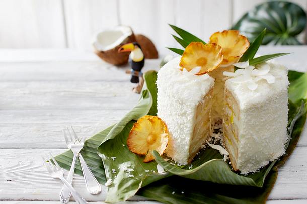 Piña-colada-Angelcake mit Ananas Rezept Piña-colada-Angelcake mit Ananas Rezept