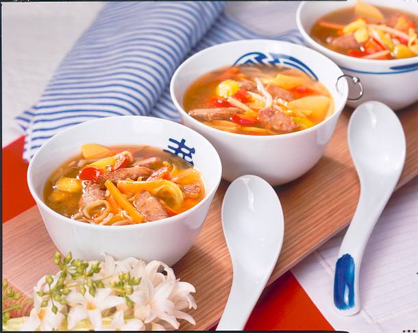 Pikante Asia-Suppe Rezept Pikante Asia-Suppe Rezept