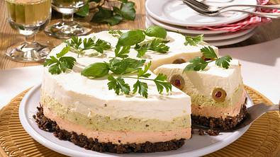 Pikante Frischkäse-Torte Rezept - Foto: LECKER @ Bauer Media Group