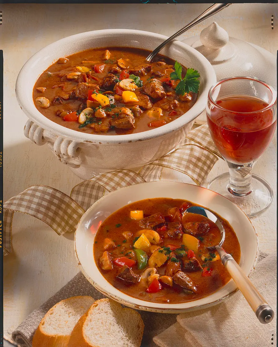 Pikante Gulaschsuppe Rezept Pikante Gulaschsuppe Rezept