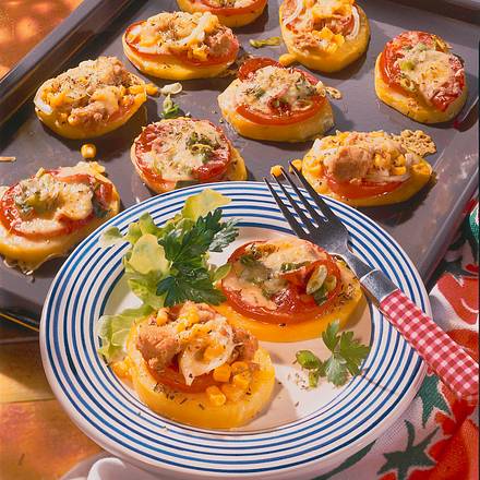 Pikante Kartoffel-Mini-Pizzen vom Blech Rezept Pikante Kartoffel-Mini-Pizzen vom Blech Rezept