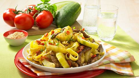 Pikante Schmorgurken mit Rindfleischstreifen Rezept - Foto: Först, Thomas