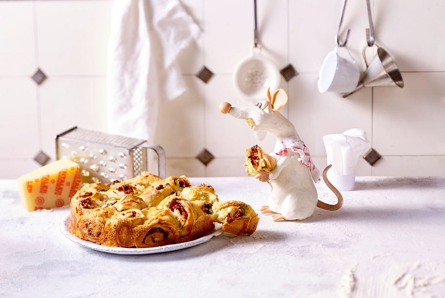 Pikanter Schmand-Öl-Kuchen (Monkey-Swirl) Rezept