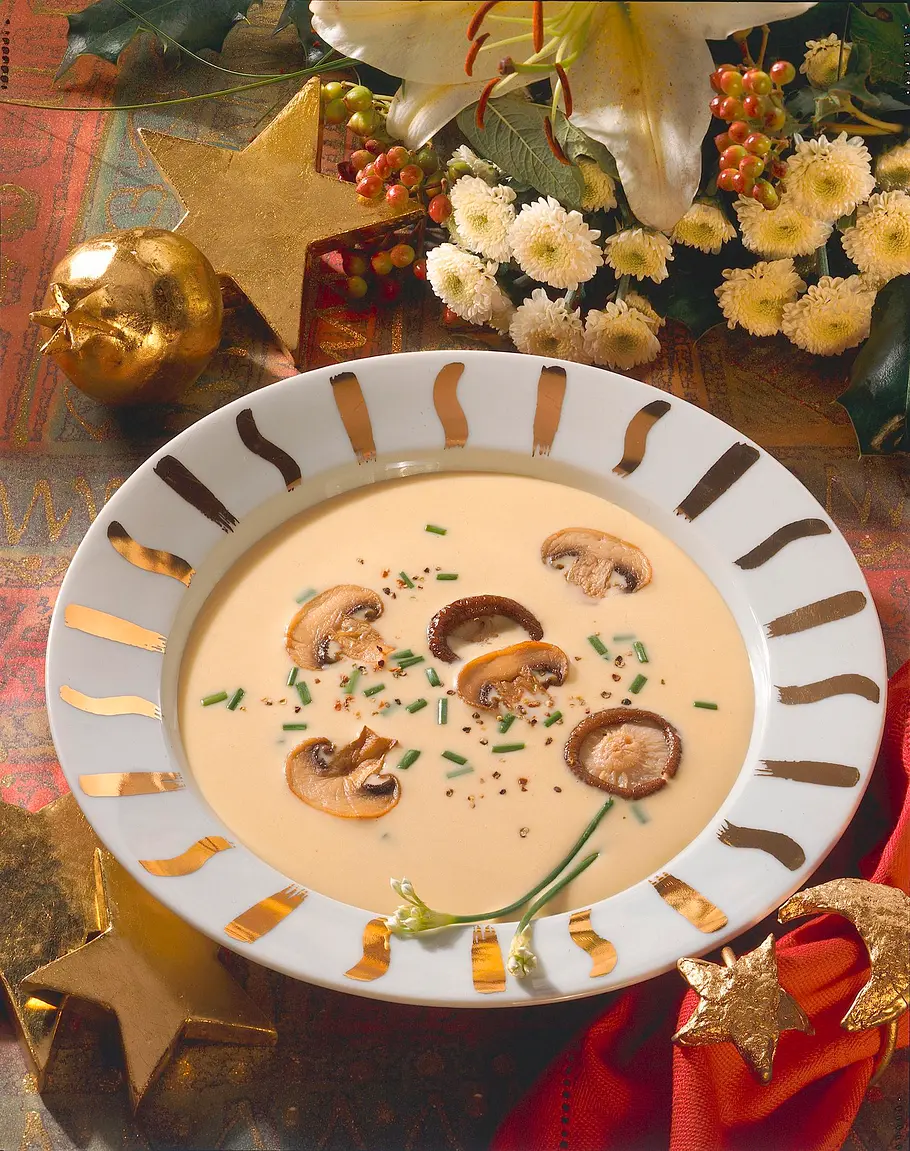 Pilz-Cremesuppe mit Shiitake Rezept Pilz-Cremesuppe mit Shiitake Rezept