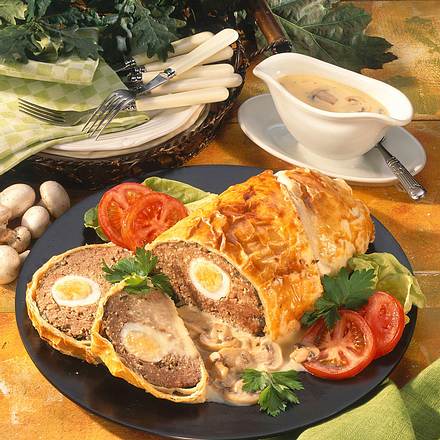 Pilz-Hackbraten in Blätterteig Rezept Pilz-Hackbraten in Blätterteig Rezept