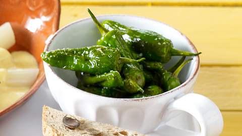 Pimientos de padron Rezept - Foto: House of Food / Bauer Food Experts KG