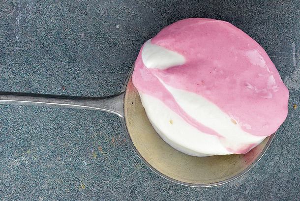 PIMP YOUR CAKE Teil 2/4: Erdbeersahne Rezept PIMP YOUR CAKE Teil 2/4: Erdbeersahne Rezept
