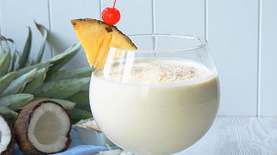 Pina colada-Mousse - Foto: ShowHeroes für LECKER @ Bauer Media Group