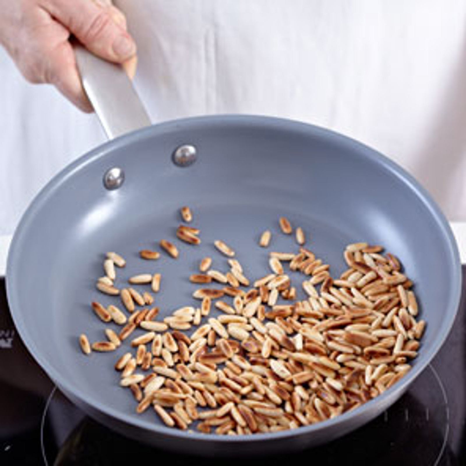 Pinienkerne rösten drei einfache Methoden LECKER