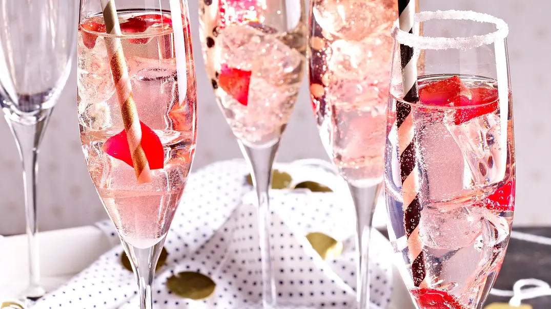 Pink Drink Rezept - Foto: LECKER @ Bauer Media Group