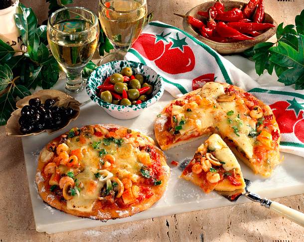 Pizza Frutti di Mare Rezept Pizza Frutti di Mare Rezept