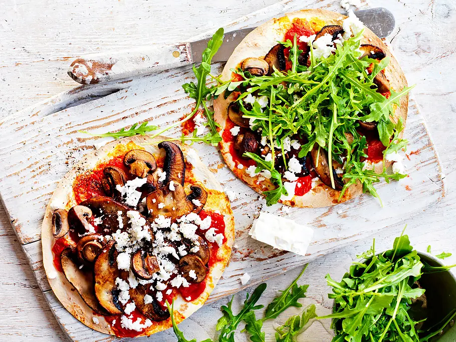 Pizza Funghi aus der Pfanne Pizza Funghi aus der Pfanne Rezept