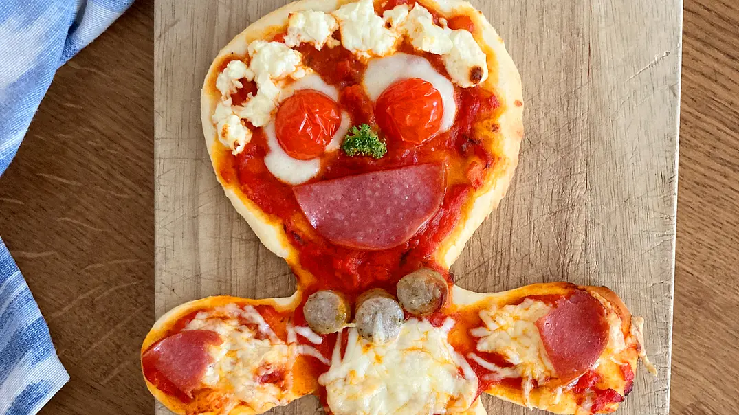 Pizza-Männchen Rezept - Foto: LECKER @ Bauer Media Group Pizza-Männchen Rezept - Foto: LECKER @ Bauer Media Group