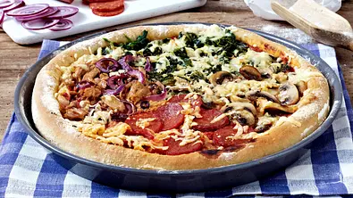 Pizza quattro stagioni Rezept - Foto: LECKER @ Bauer Media Group