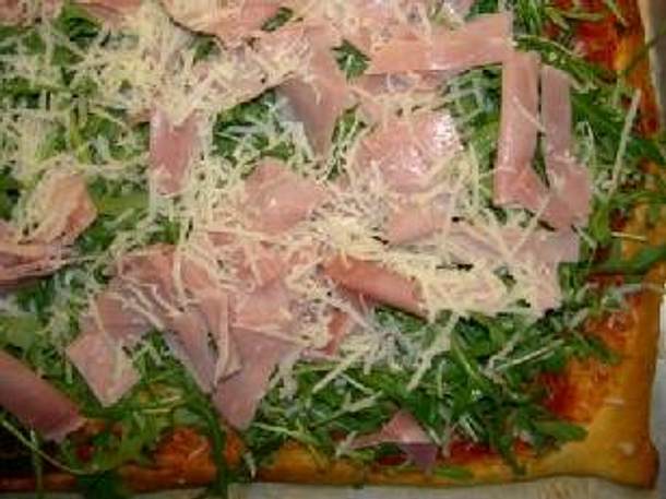 Pizza-Rucola Rezept Pizza-Rucola Rezept