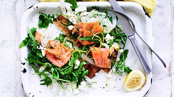 Pizza Salmone auf crunchy Pita Rezept - Foto: House of Food / Bauer Food Experts KG