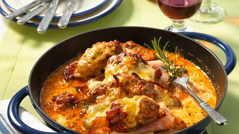 Pizza-Schnitzel mit Käsekruste Rezept - Foto: House of Food / Bauer Food Experts KG