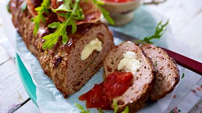 Pizzahackbraten Rezept - Foto: LECKER @ Bauer Media Group
