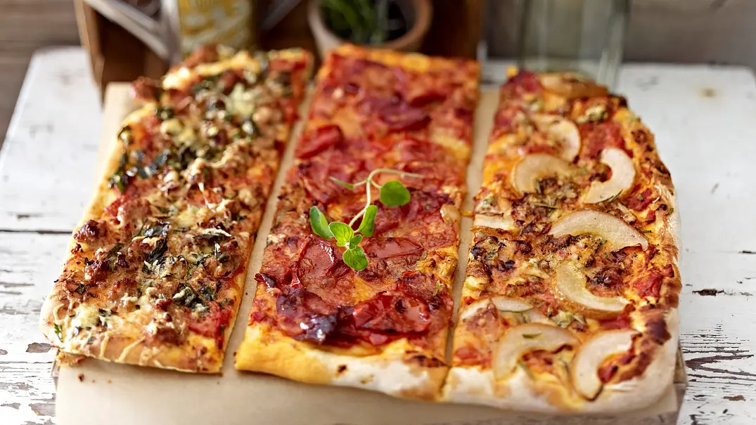 Pizzatrio für viele Rezept - Foto: LECKER @ Bauer Media Group