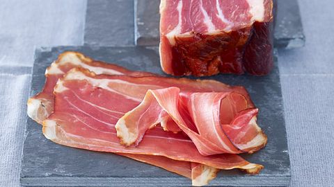 Pökeln – Würze für Schinken und Braten