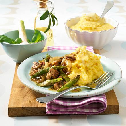 Polenta mit Spargel-Hack-Soße Rezept Polenta mit Spargel-Hack-Soße Rezept