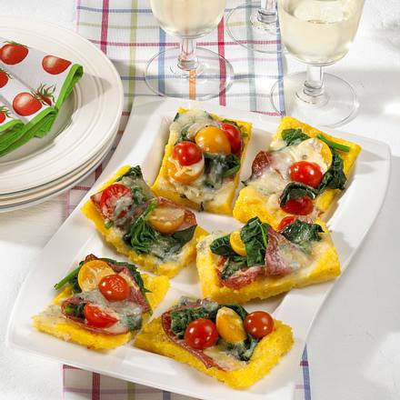 Polenta-Pizzaschnitten mit Gorgonzola Rezept Polenta-Pizzaschnitten mit Gorgonzola Rezept
