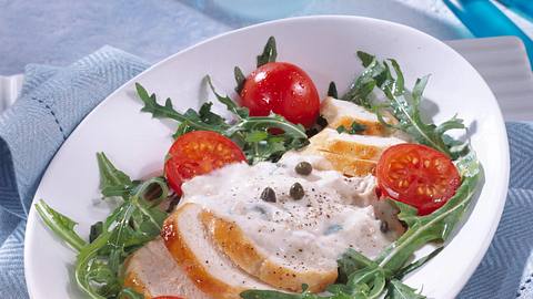 Pollo Tonnato (Hähnchenfilets mit Thunfischsoße) Rezept - Foto: Först, Thomas