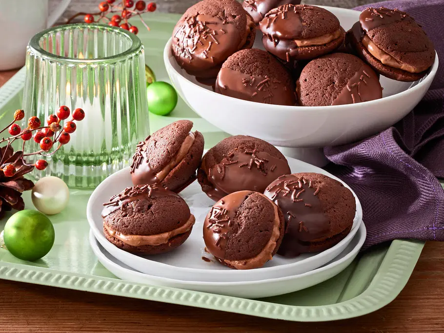 Polos mit Nugatfüllung Rezept Polos mit Nugatfüllung Rezept