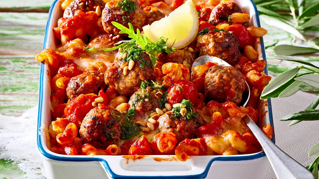 Polpette al forno mit Rucolaöl Rezept - Foto: LECKER @ Bauer Media Group Polpette al forno mit Rucolaöl Rezept - Foto: LECKER @ Bauer Media Group