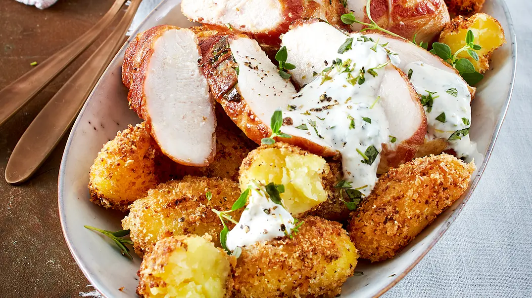 Pommery-Kartoffeln mit Hähnchenkrüstchen Rezept - Foto: LECKER @ Bauer Media Group