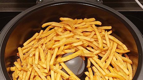 Pommes Frites in einer Heißluftfritteuse - Foto: privat / LECKER.de