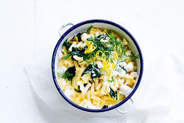 „Popeye“-Pot mit Spinat und Feta Rezept „Popeye“-Pot mit Spinat und Feta Rezept