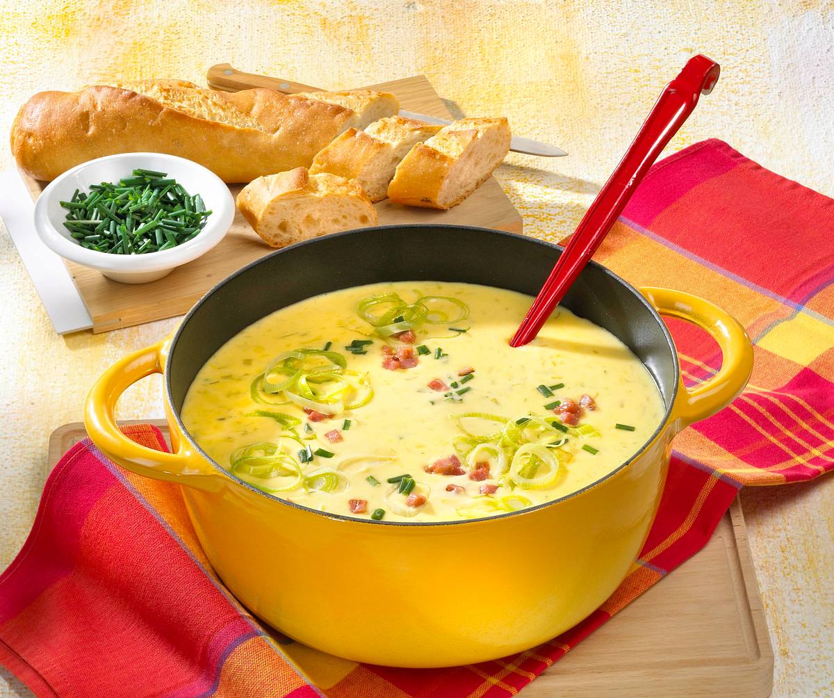 Porree-Käsesuppe mit Schinken Rezept