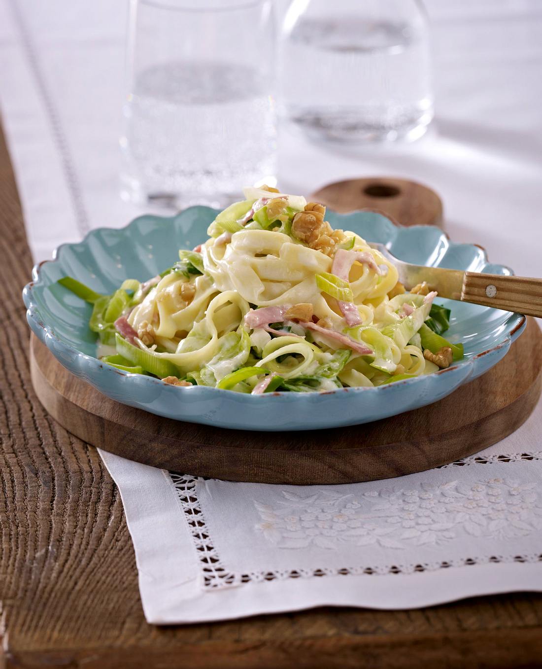 Porree-Schinken-Nudeln Rezept | LECKER