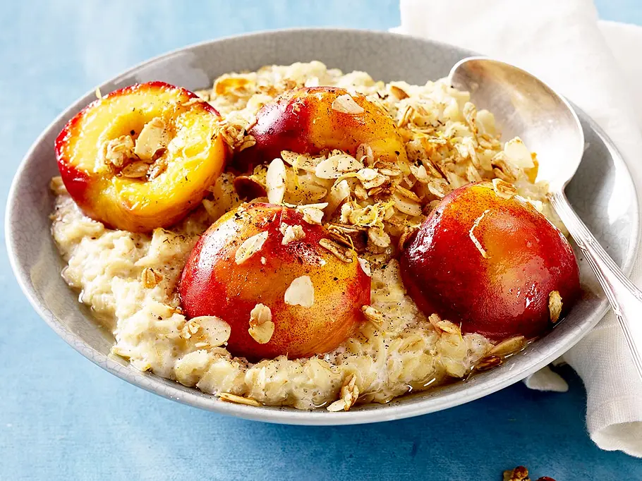 Porridge mit karamellisierte Pfirsichen Rezept Porridge mit karamellisierten Pfirsichen Rezept