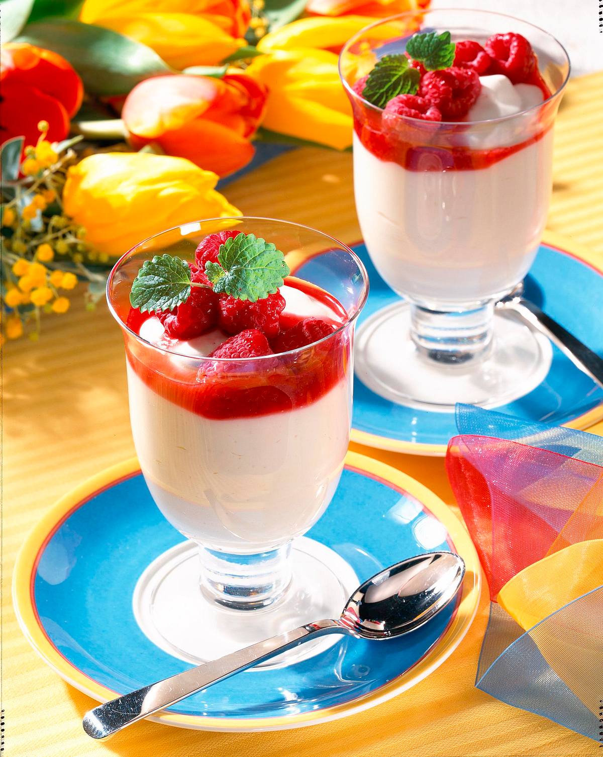 Portweincreme mit Himbeeren Rezept