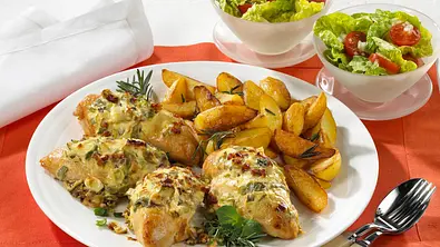 Poulardenbrust mit Röstkartoffeln Rezept - Foto: LECKER @ Bauer Media Group