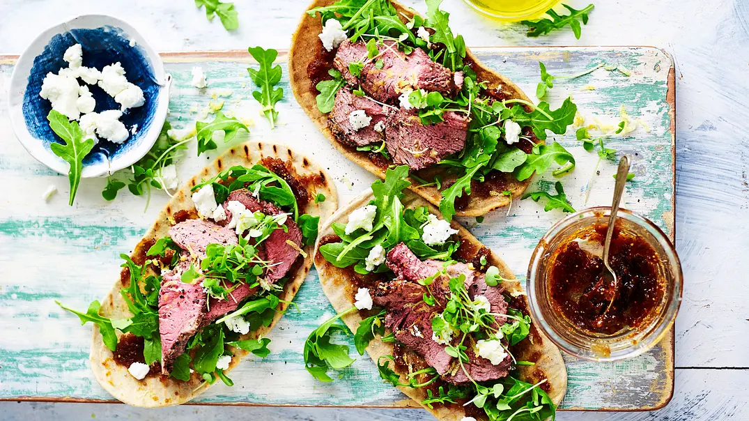 Premium-Abendbrot mit Roastbeef Rezept - Foto: LECKER @ Bauer Media Group Premium-Abendbrot mit Roastbeef Rezept - Foto: LECKER @ Bauer Media Group
