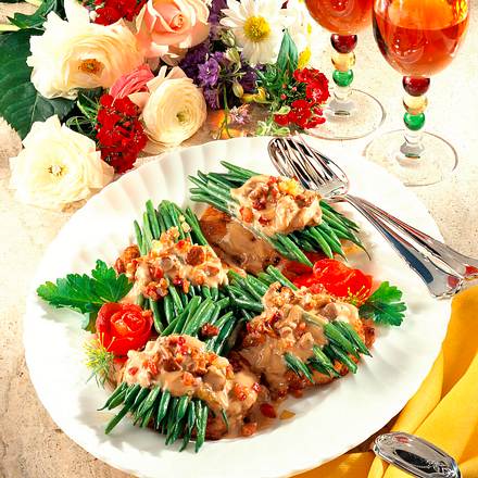 Prinzeßböhnchen mit Pfifferlingsrahmsoße Rezept Prinzeßböhnchen mit Pfifferlingsrahmsoße Rezept