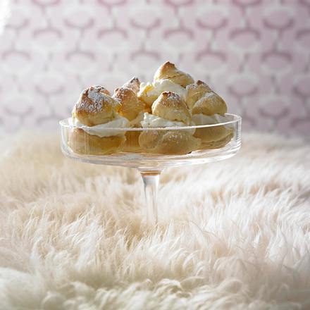 Profiterol mit Vanillesahne und Schokolade Rezept Profiterol mit Vanillesahne und Schokolade Rezept