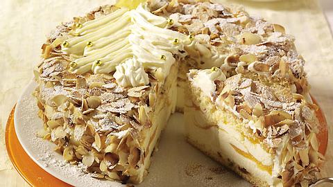 Prosecco-Pfirsich-Torte Rezept - Foto: House of Food / Bauer Food Experts KG