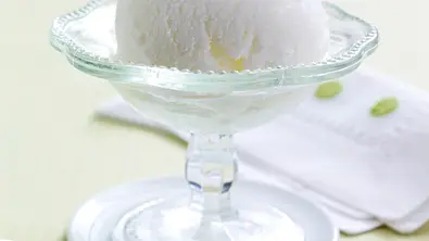 Prosecco-Sorbet Rezept - Foto: LECKER @ Bauer Media Group