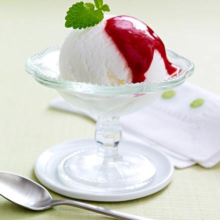 Prosecco-Sorbet mit Himbeermark Rezept Prosecco-Sorbet mit Himbeermark Rezept