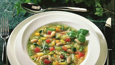 Provencalische Gemüsesuppe Rezept - Foto: Neckermann