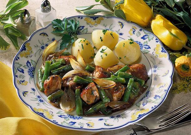 Provenzalisches Bohnen-Gulasch Rezept Provenzalisches Bohnen-Gulasch Rezept