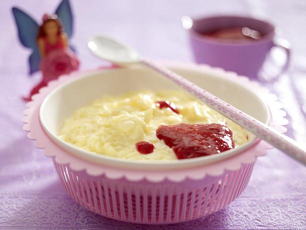 Puddingmilchreis mit rosa Soße Rezept